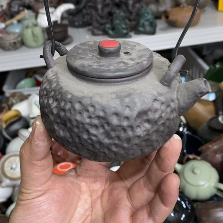 陶瓷艺术品及陶瓷壶