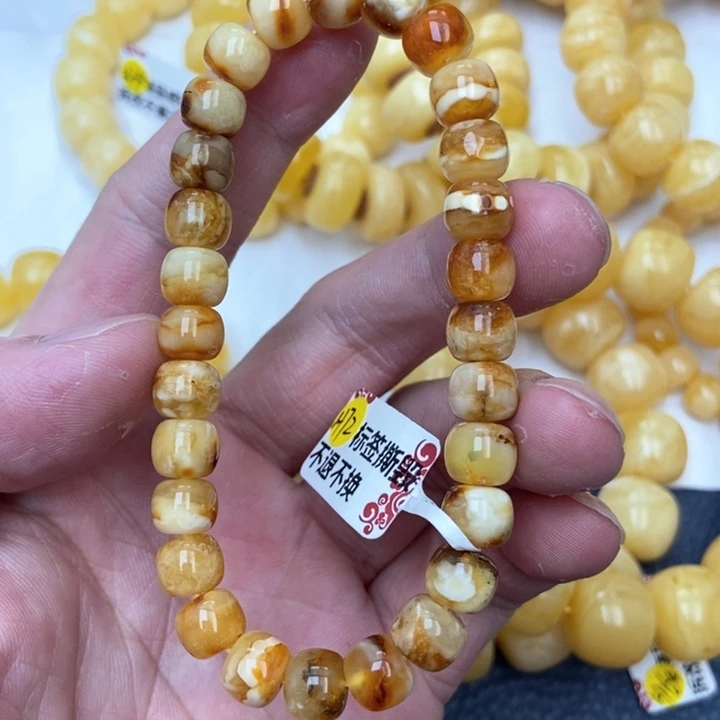 琥珀未镶嵌珠宝奇石23