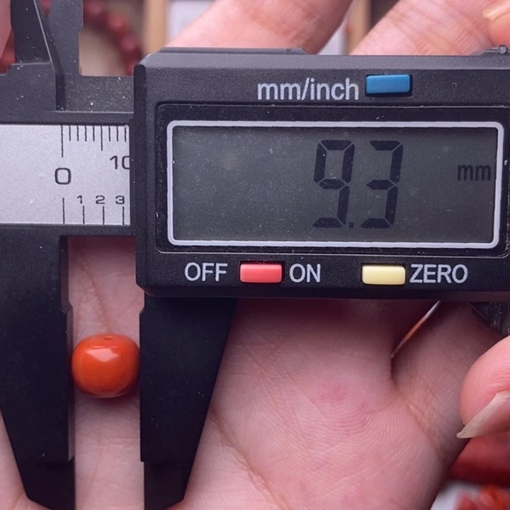 南红玛瑙配饰未镶嵌小磨平