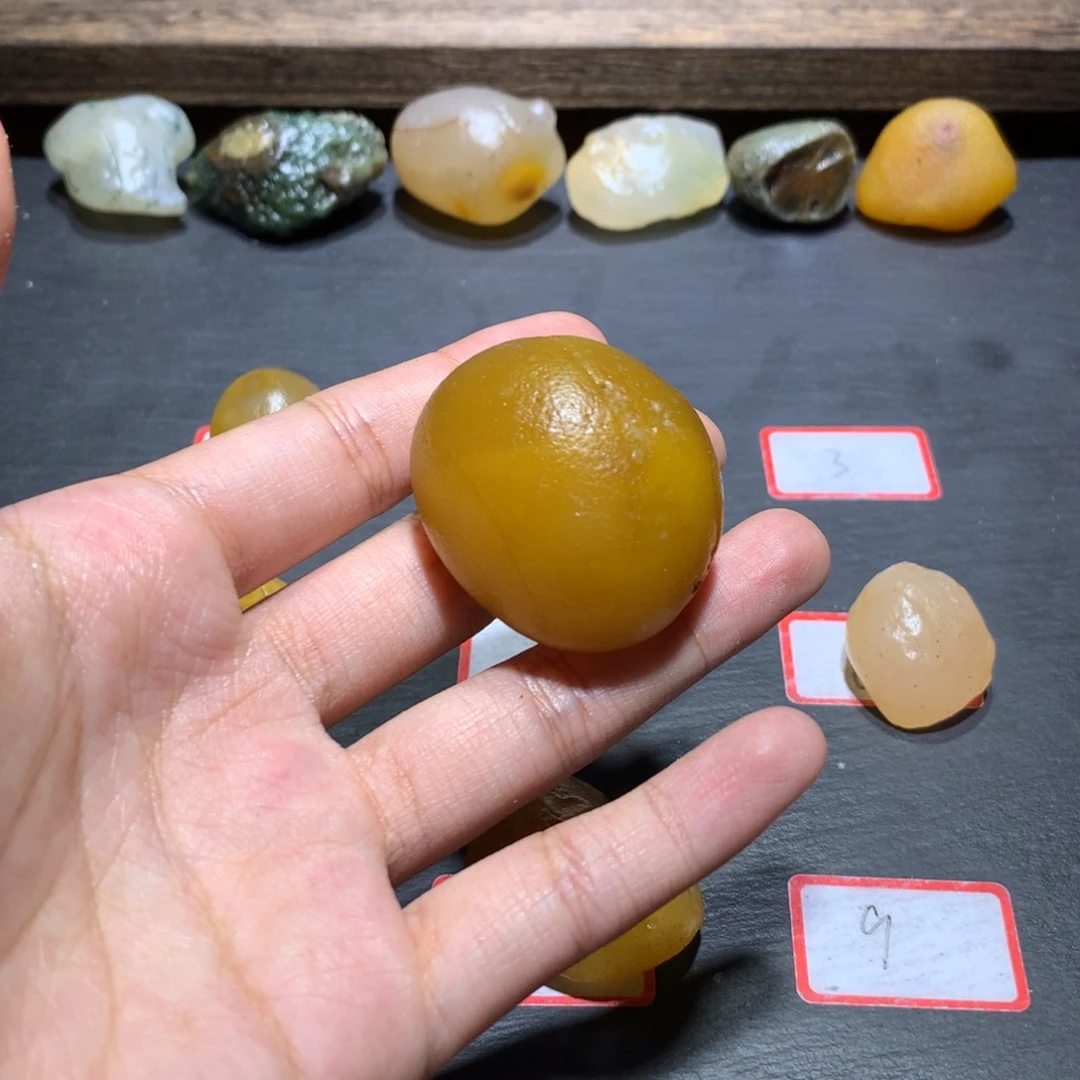 未镶嵌玛瑙/玉髓珠宝奇石