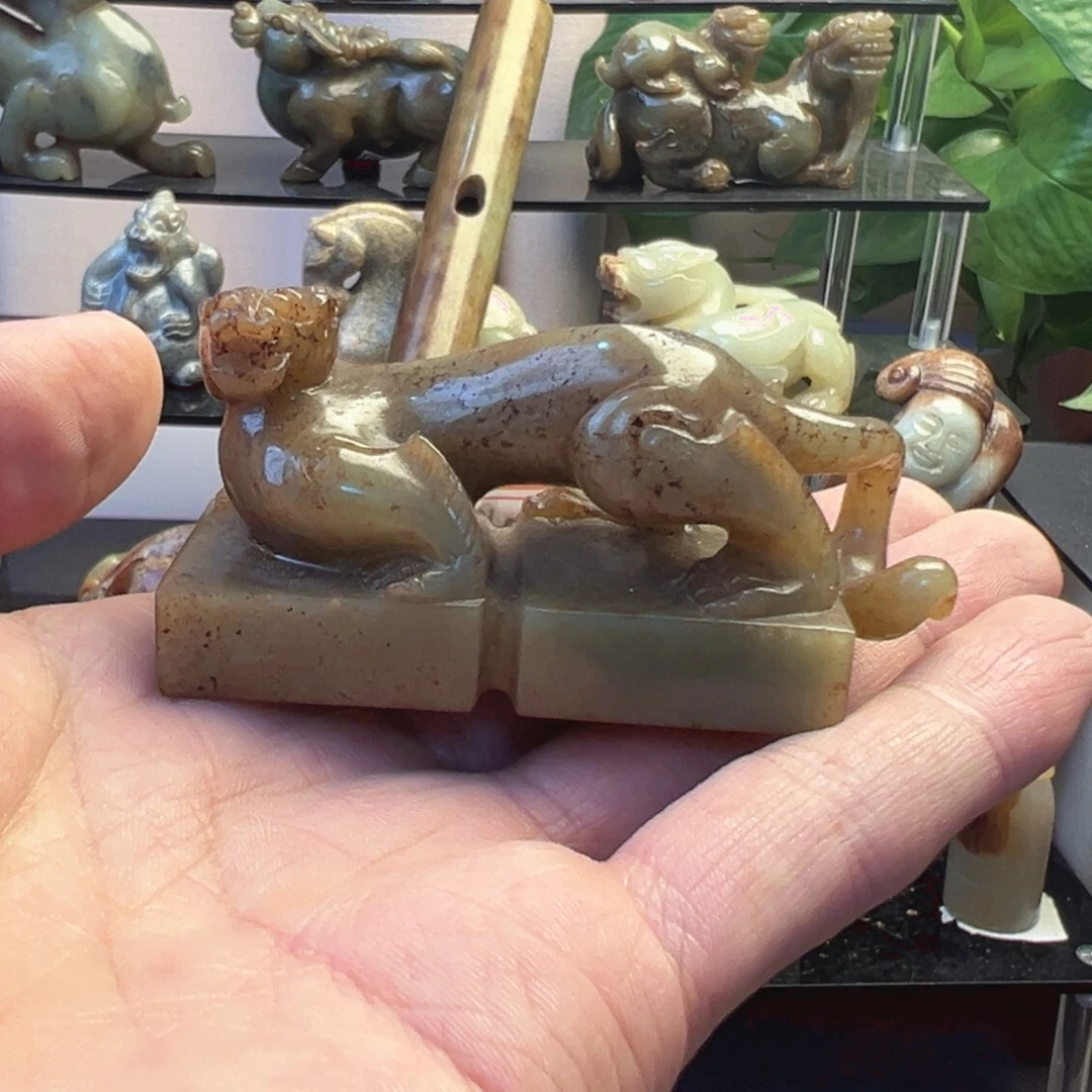和田玉（糖玉）未镶嵌挂件