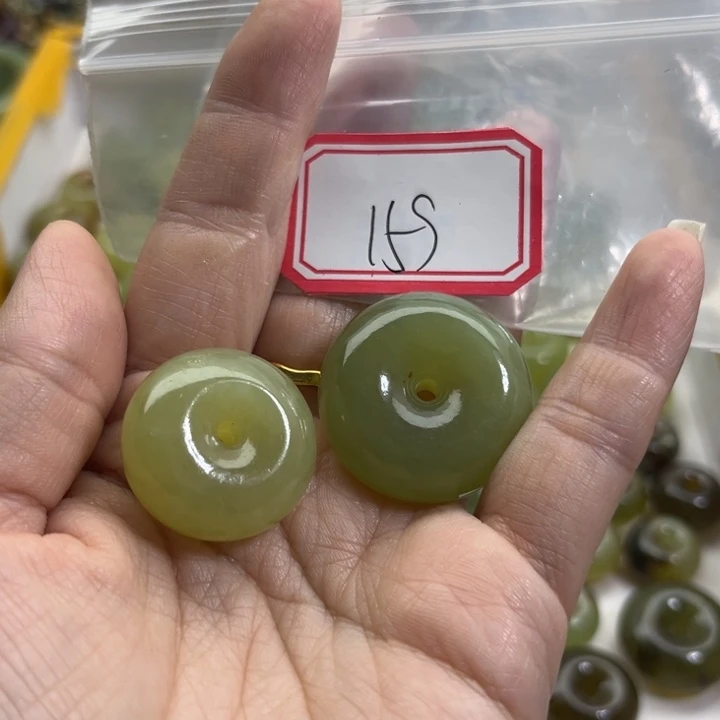 蛇纹石玉未镶嵌手链