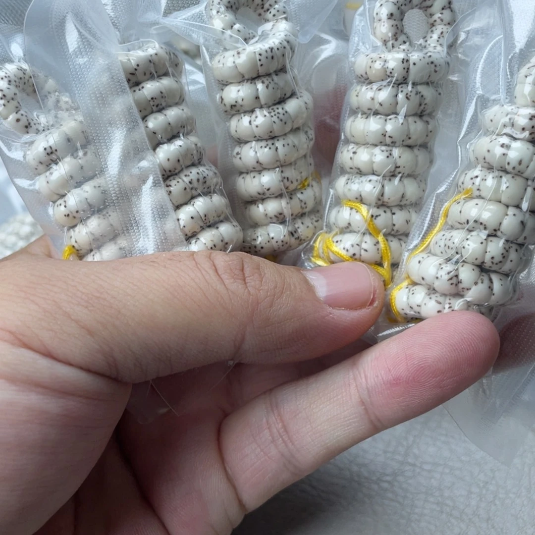 星月菩提吊坠6mm原白无脱脂大留白大肠