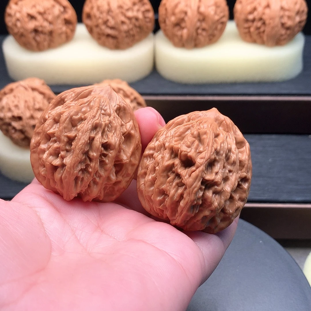 文玩核桃吊坠373号虎头40