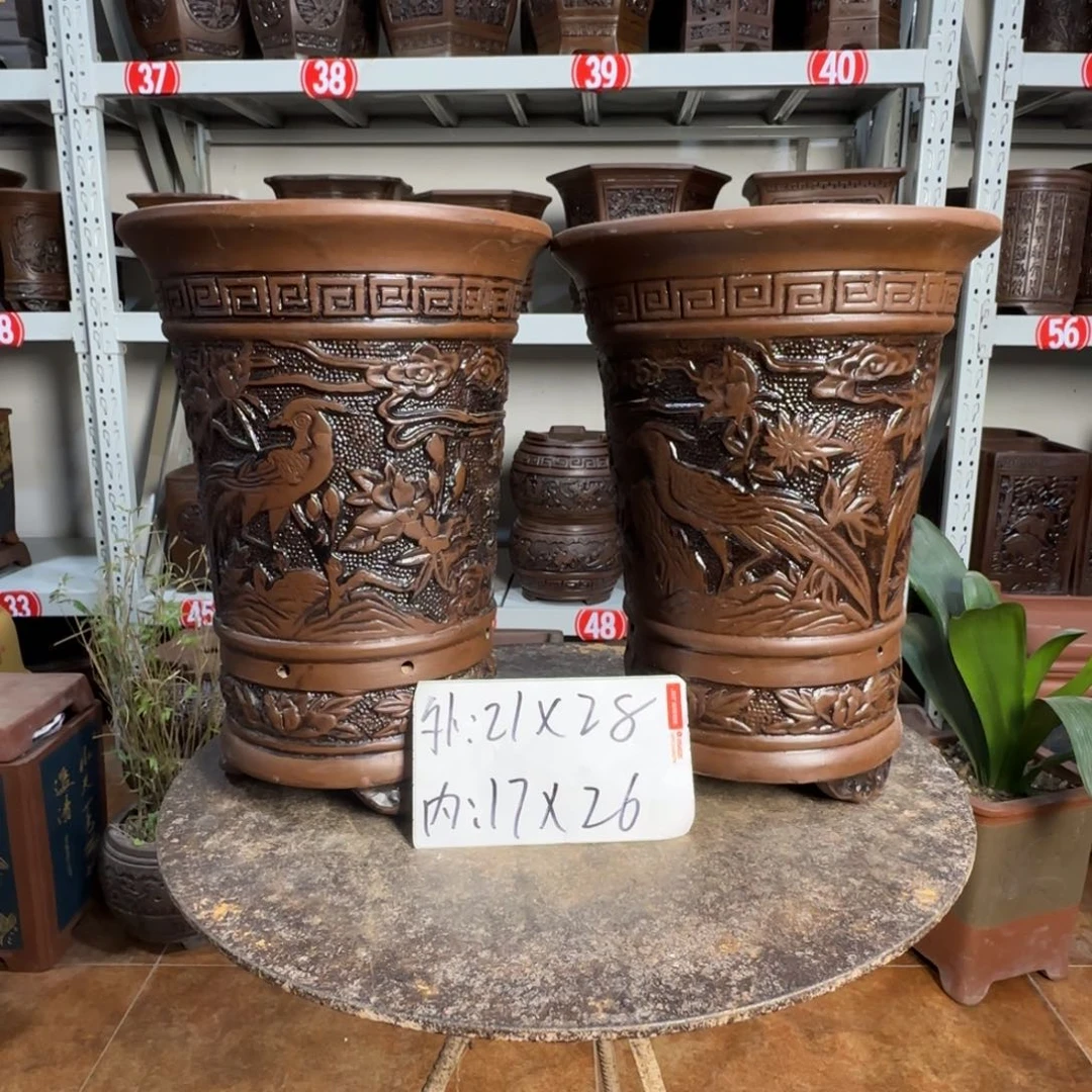 紫砂花盆，有1厘米左右差距，有色差