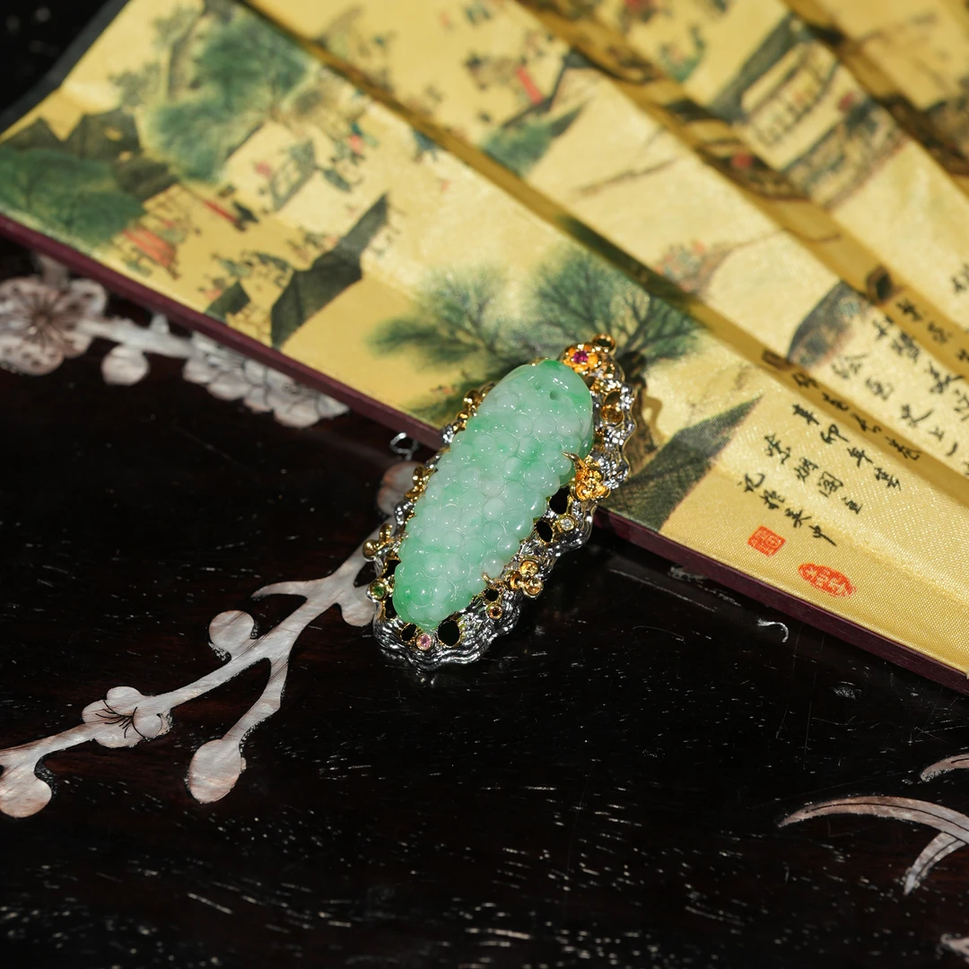 1.12香港王老板-翡翠镶嵌吊坠o136