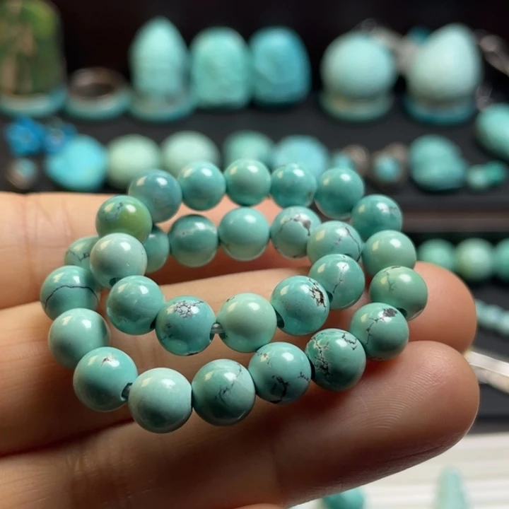 绿松石未镶嵌颈饰