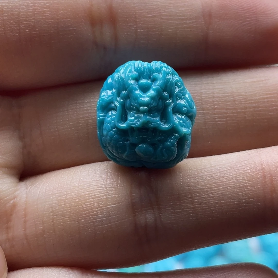 绿松石未镶嵌颈饰