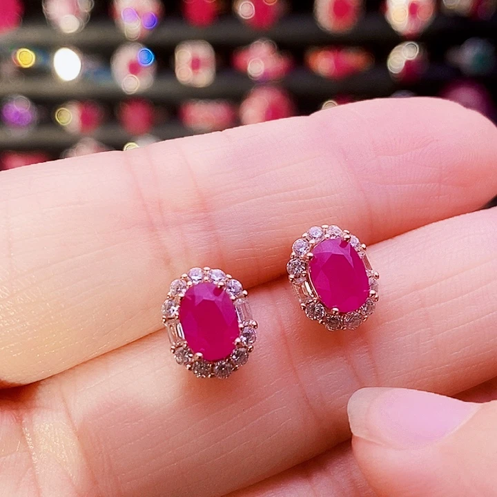 银S925镶嵌红宝石耳饰