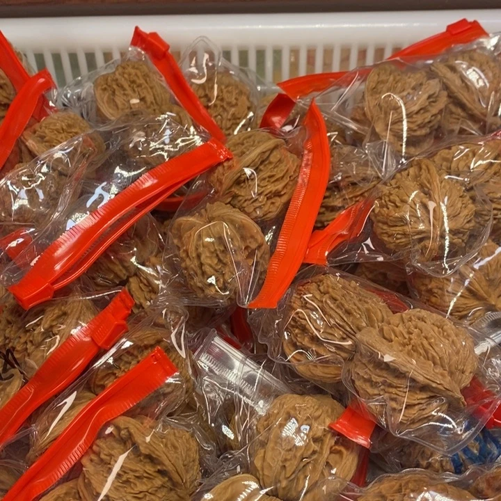 文玩核桃吊坠四座楼