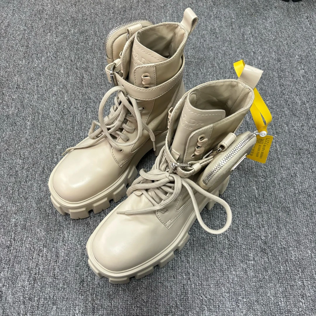 95新 Prada/普拉达 PRADA/普拉达 Monolith 时尚休闲系带短靴36