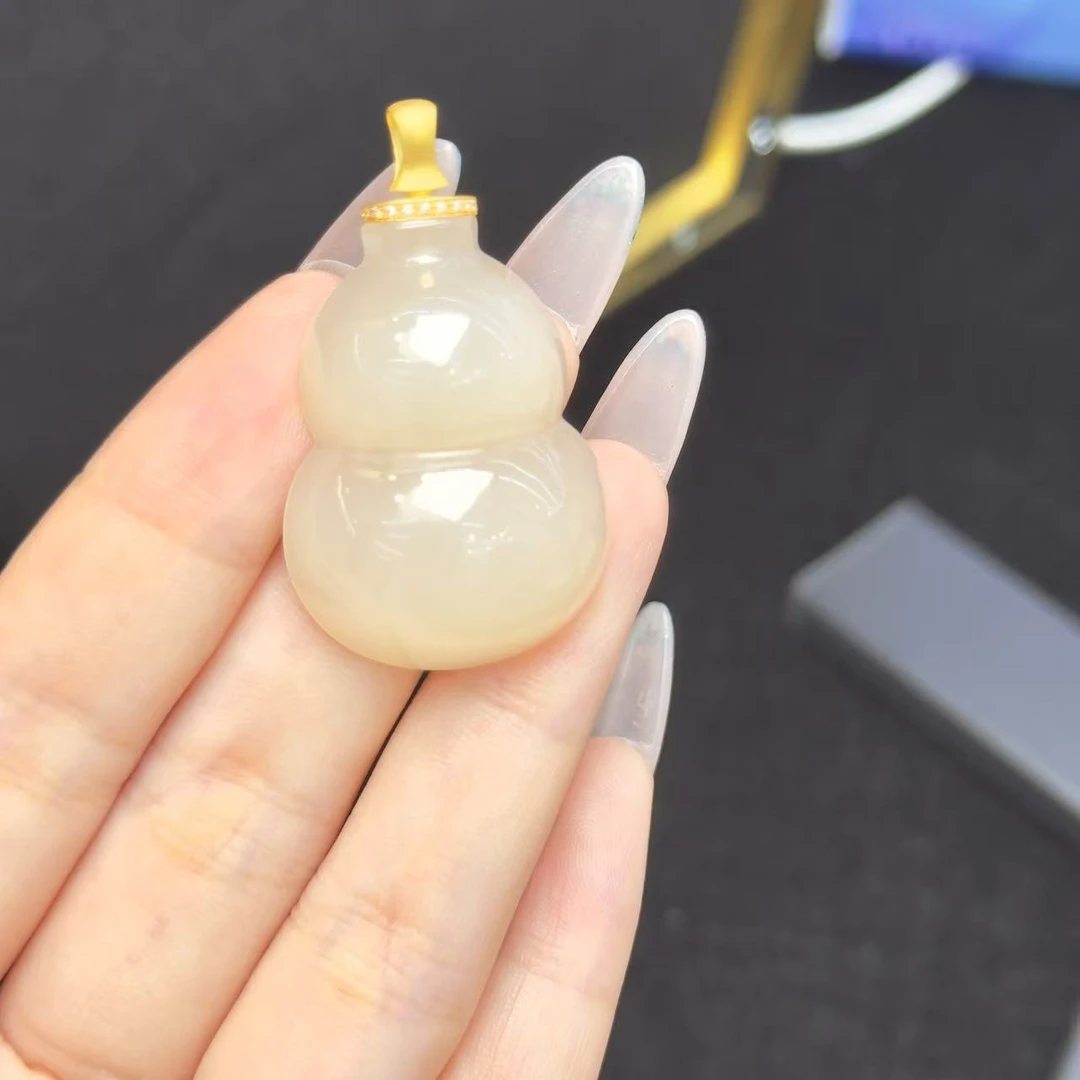 【小张严选】SP82400 和田玉藕粉葫芦吊坠  37*25*10mm 多样发其一