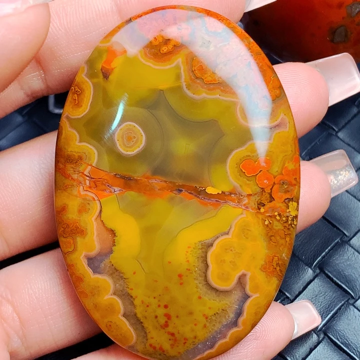 玛瑙/玉髓颈饰未镶嵌珠**匠