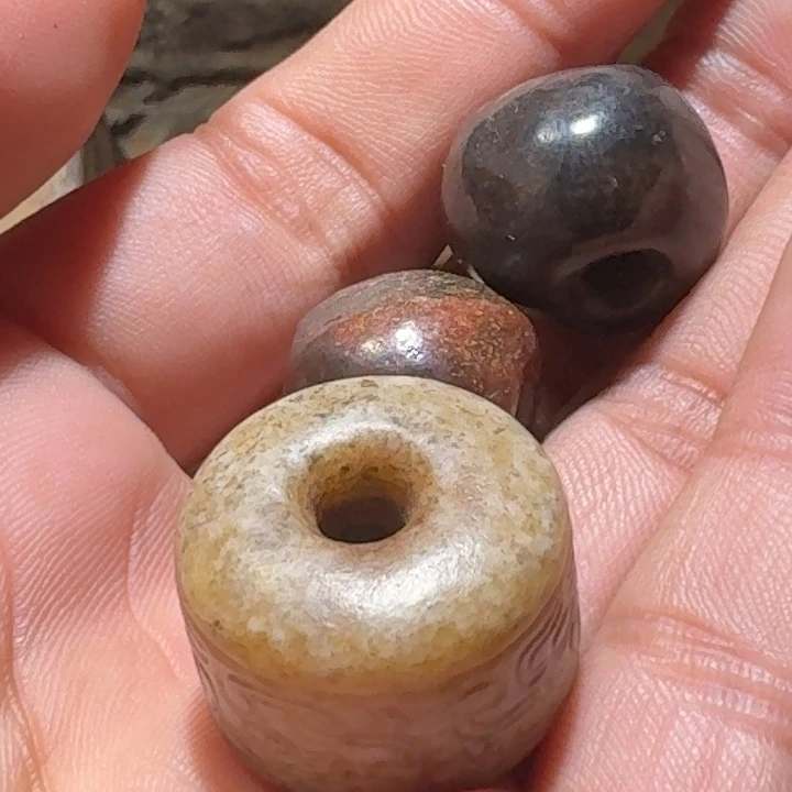 和田玉（糖玉）颈饰未镶嵌彭***青