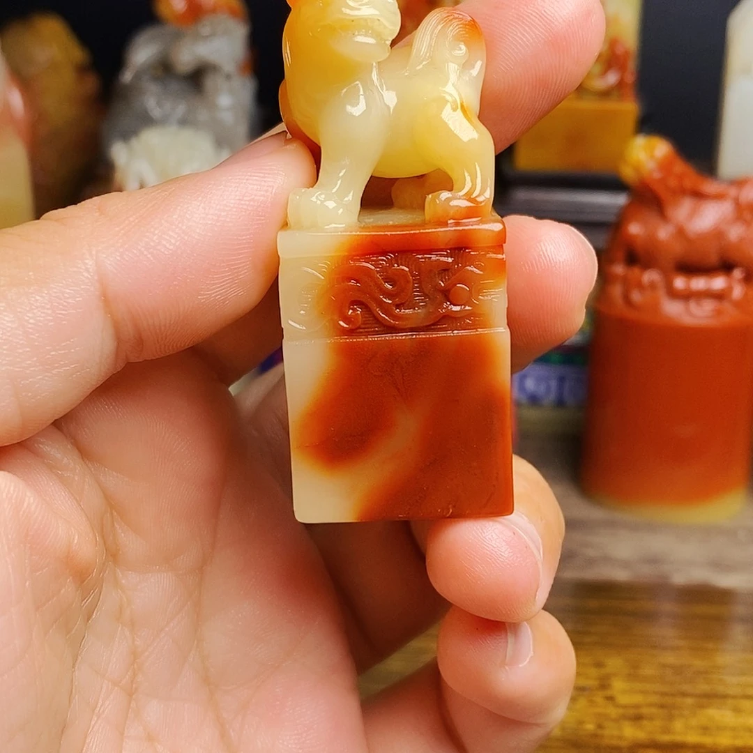 观***坐寿山石印石寿山石芙蓉石