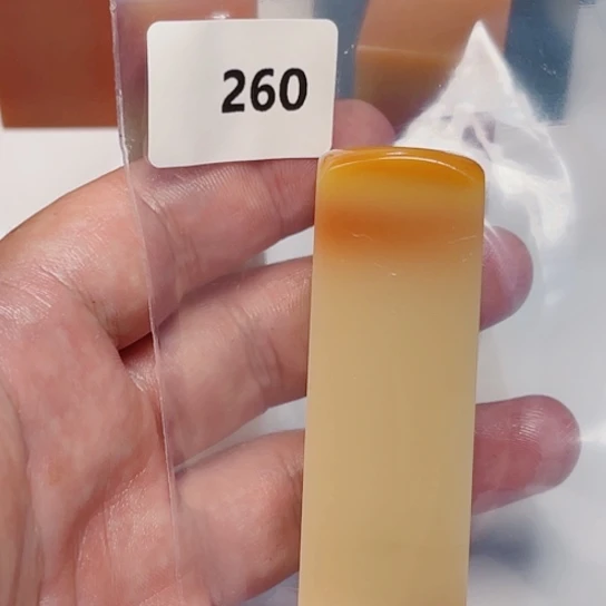 用***2老挝石老挝石结晶