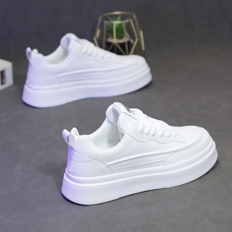 秋季新款男鞋ins韩版厚底增高小白鞋轻便软底百搭休闲运动鞋板鞋