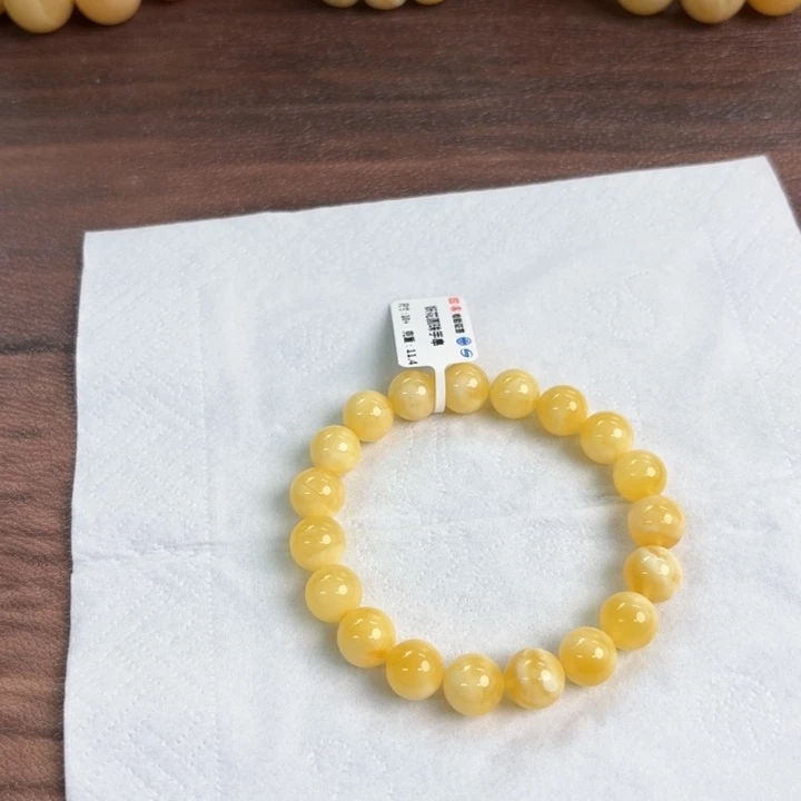 未镶嵌琥珀裸石01400000000