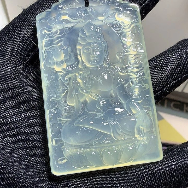 薛***ᴇ蛇纹石玉未镶嵌大势至