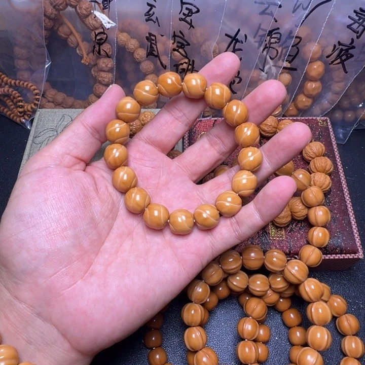 猴头核桃手串花卷啊啊啊