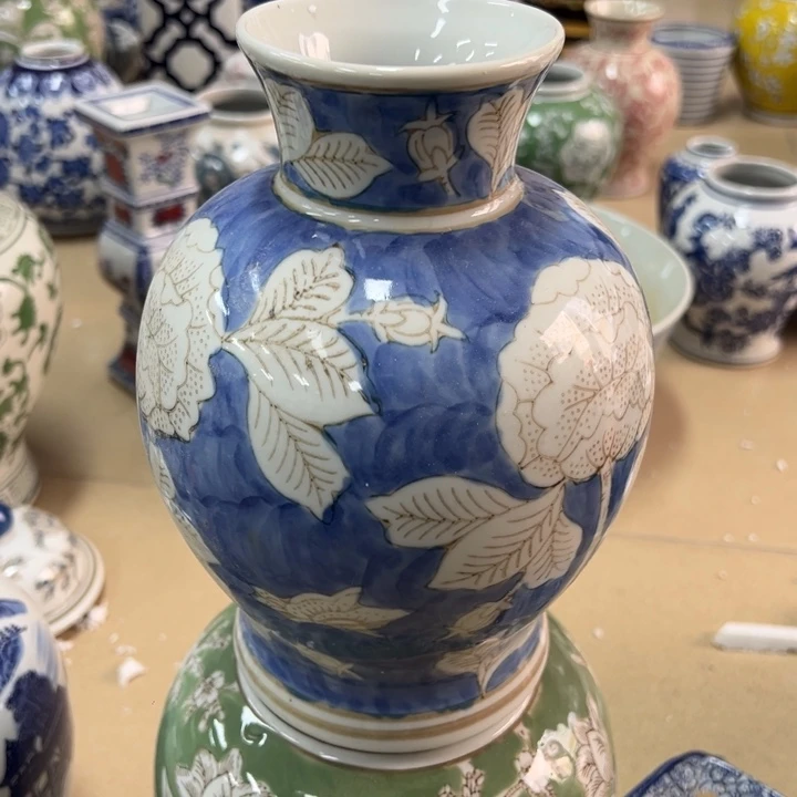 微瑕陶罐。。。。。。。。。。。