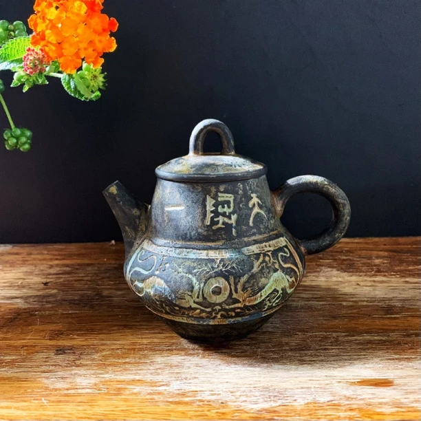 谷静光老师作品云南建水紫陶茶壶龙腾盛世泡茶壶青铜纹陶瓷壶手磨