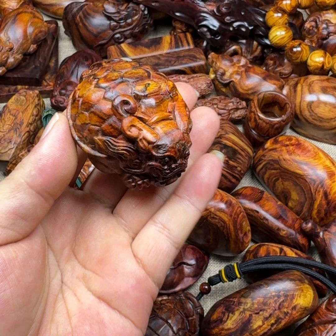 黄花梨/降香黄檀龙龟