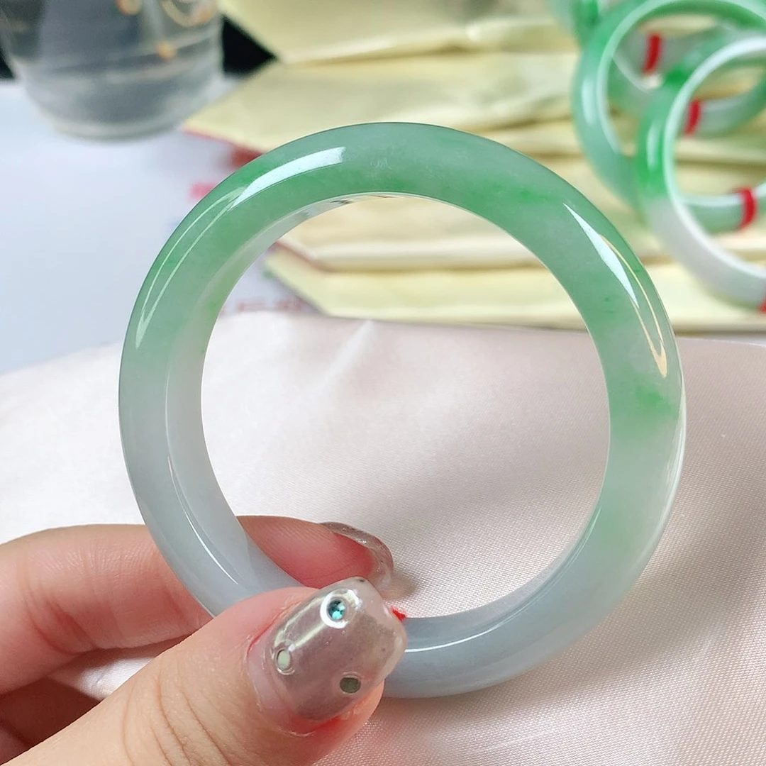 翡翠手镯未镶嵌翡翠手镯1728