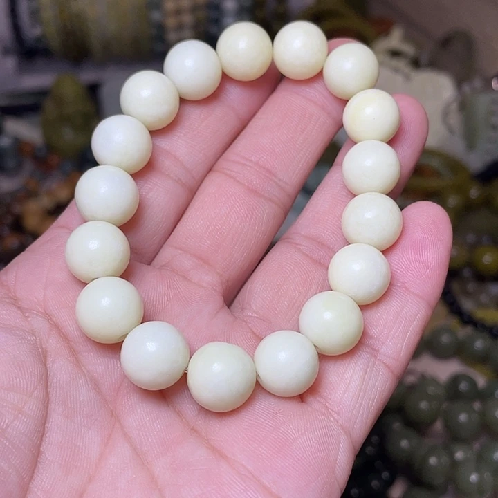 蛇纹石玉未镶嵌手链