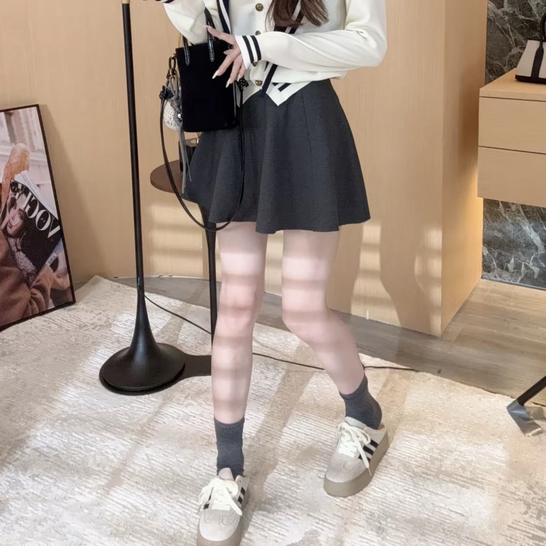 秋季拉链裤裙女半身裙2025设计感新款高腰显瘦蓬蓬百搭A字裙