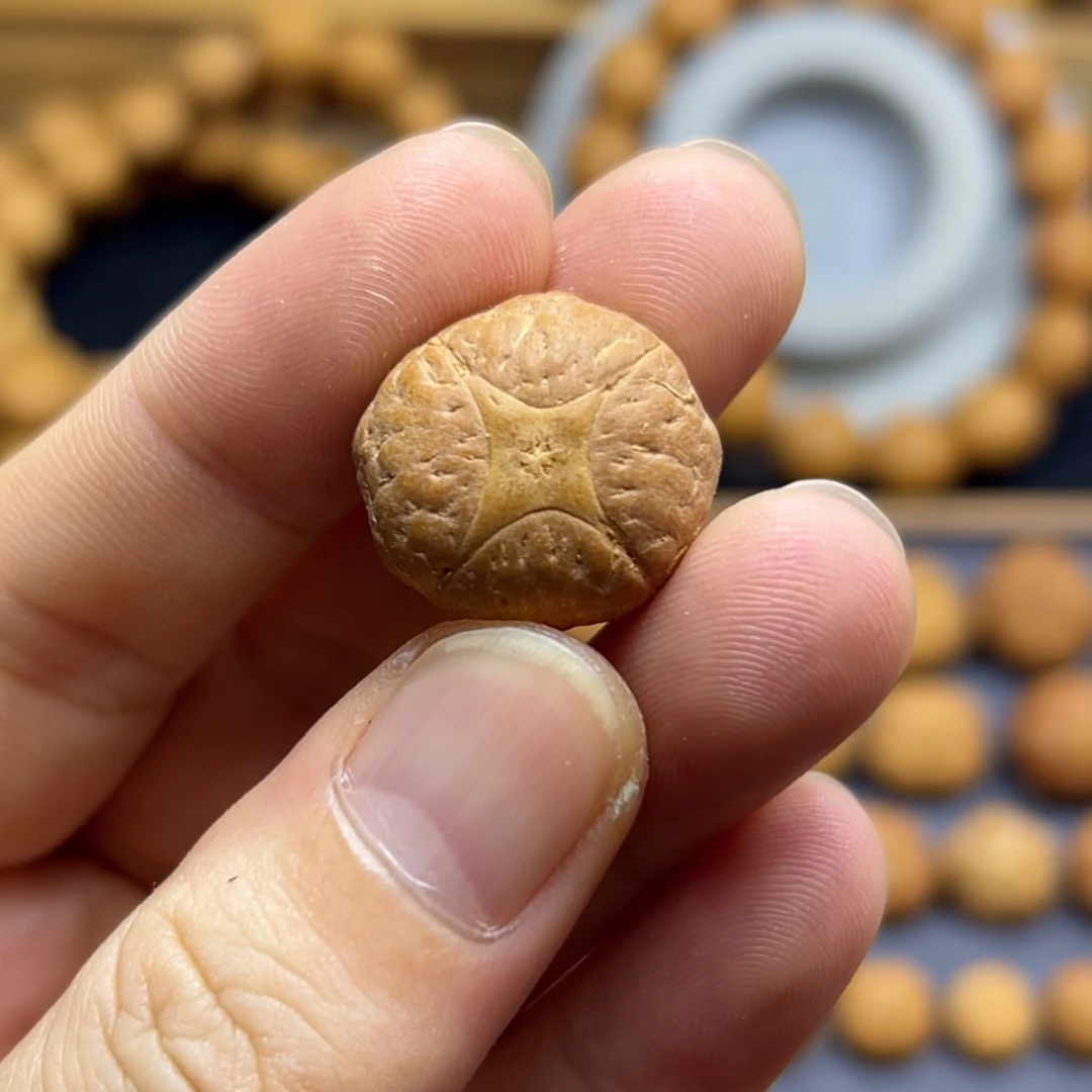 手串凤眼菩提21.6麒麟眼