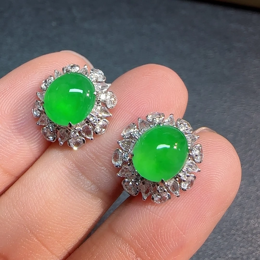 翡翠18K金镶嵌耳环蛋面