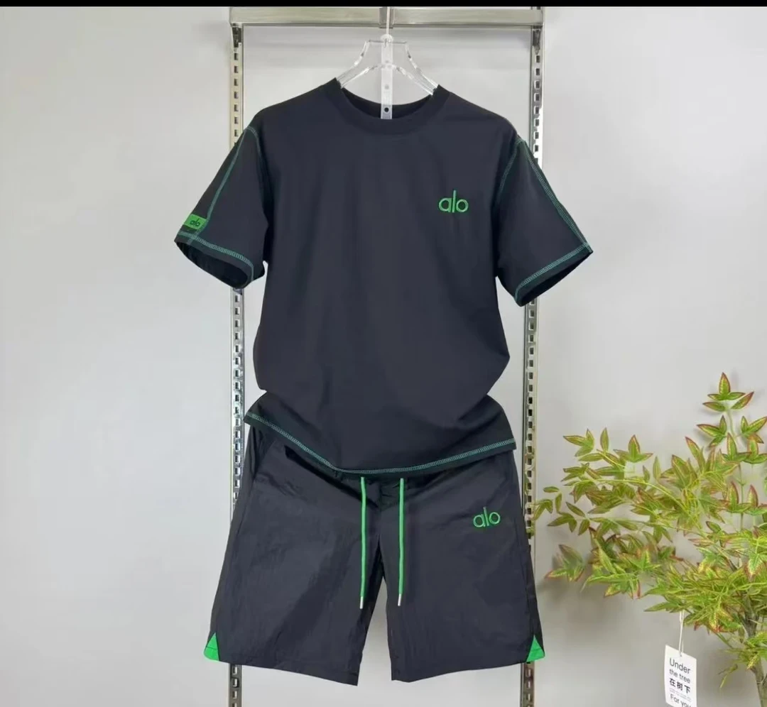 夏季男士潮流拼色撞色刺绣T恤速干短裤套装休闲男款潮牌2025短裤