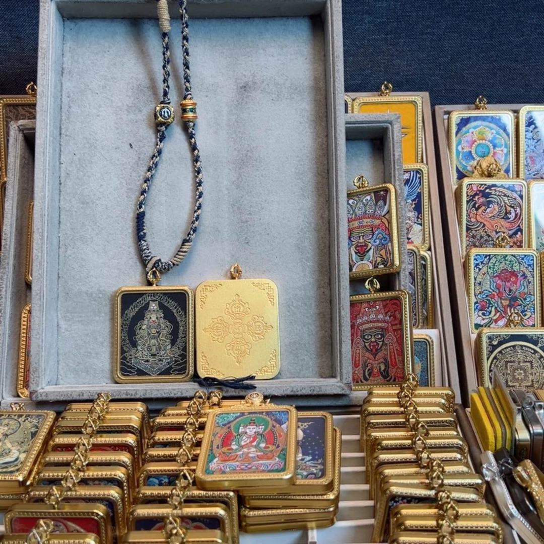 吊坠扎基拉姆单面卡