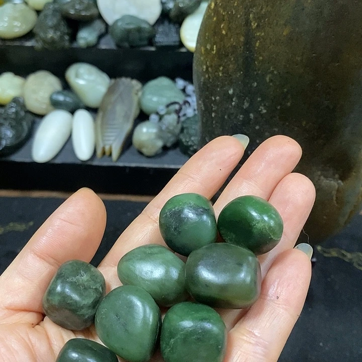 青***袭和田玉（糖玉）未镶嵌挂件