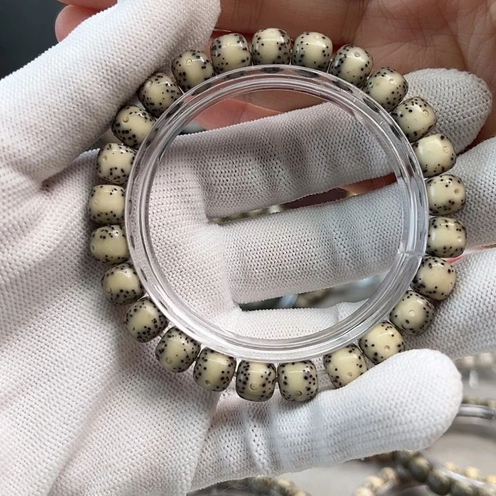 星月菩提手串碧绿一线天单圈