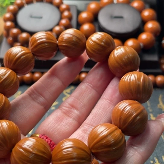 嗨***！橄榄核吊坠橄榄1.8