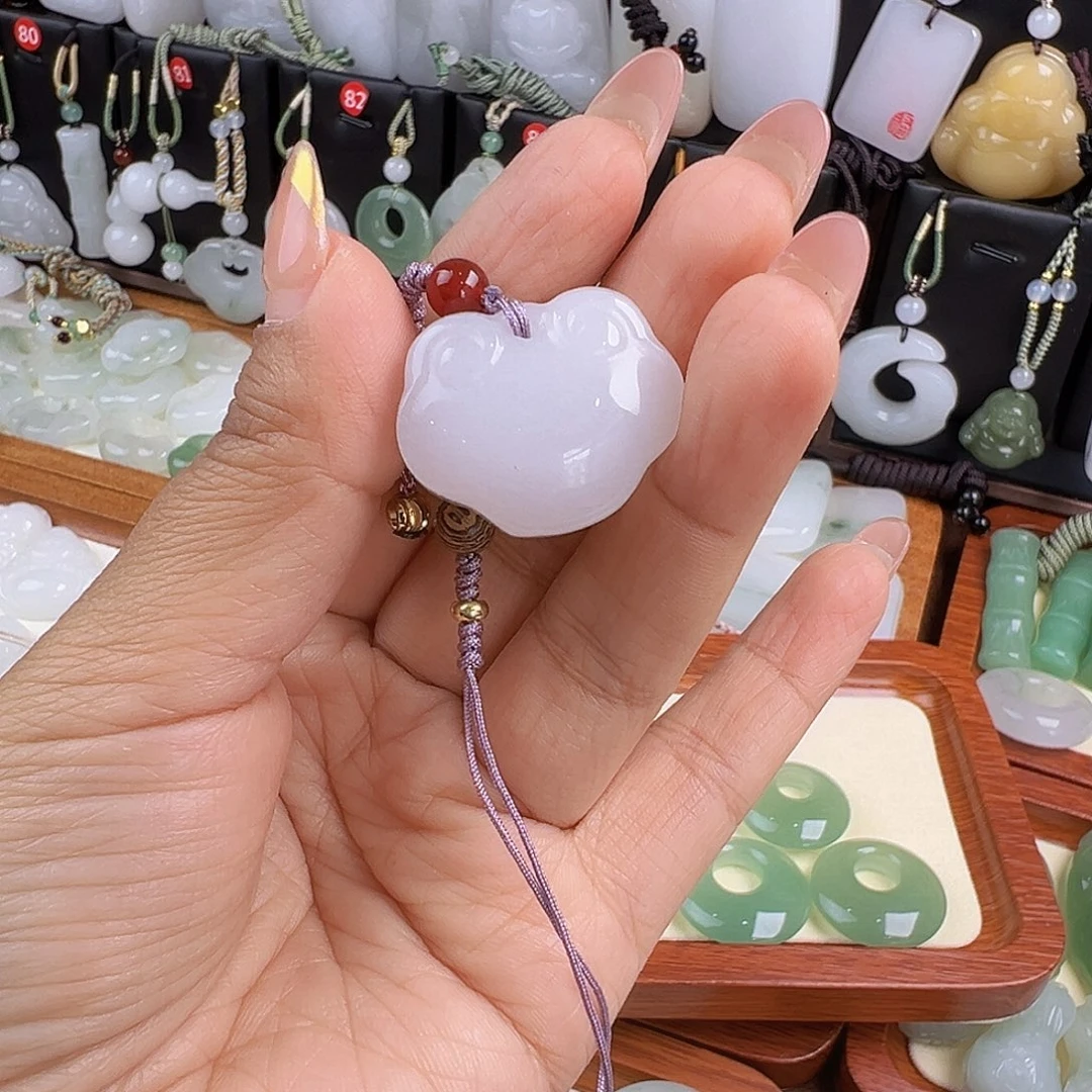 石英质玉未镶嵌颈饰