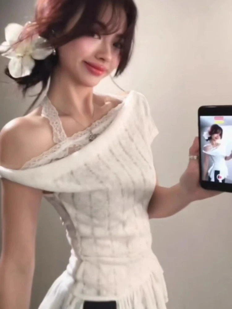 韩系纯欲风蕾丝拼接挂脖斜肩短袖t恤女夏季荷叶边不规则飘带上衣