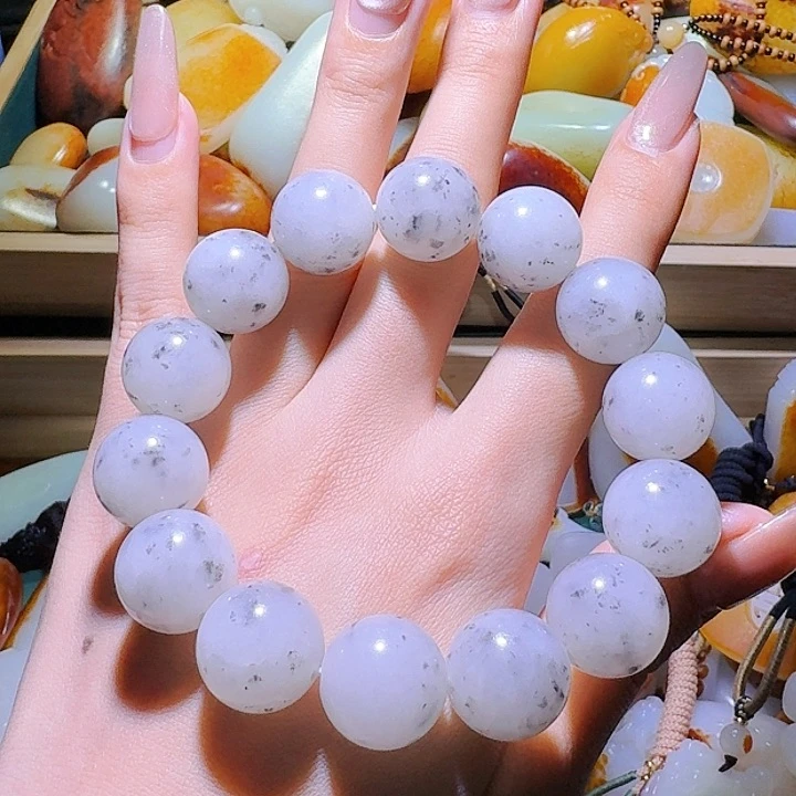 和田玉挂件未镶嵌海*花