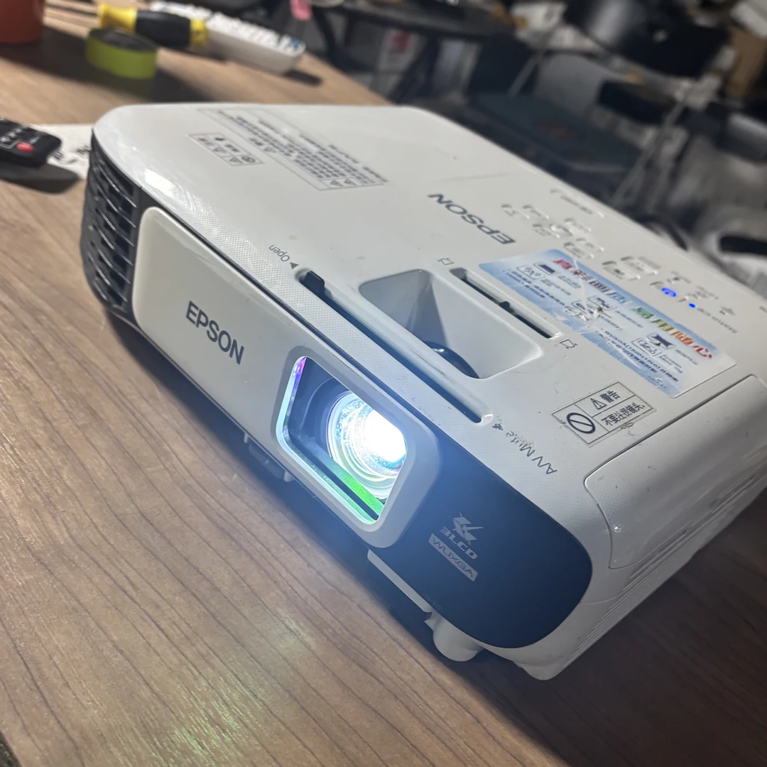 二手 爱普生 u42投影仪 运费自理