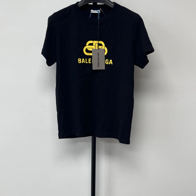 未使用 Balenciaga/巴黎世家 锁扣胸前印花字母宽松短袖  01857