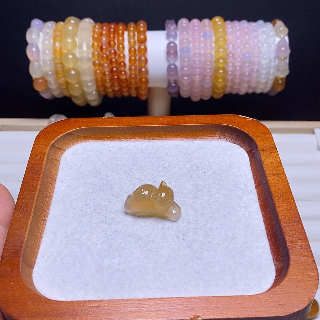 玛瑙/玉髓未镶嵌颈饰