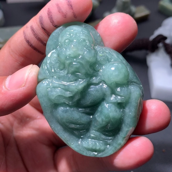 翡翠未镶嵌颈饰保真天然a货翡翠