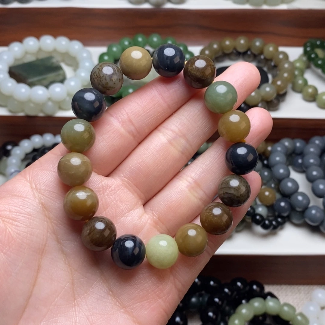 和田玉未镶嵌手串