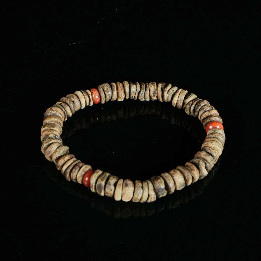 DY-A9998 印尼坤甸软丝黑油老料沉香沉水随型手串 7.6g