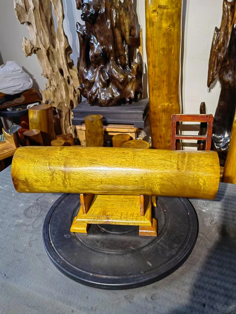 四川雅安小叶桢楠金丝楠木横财摆件