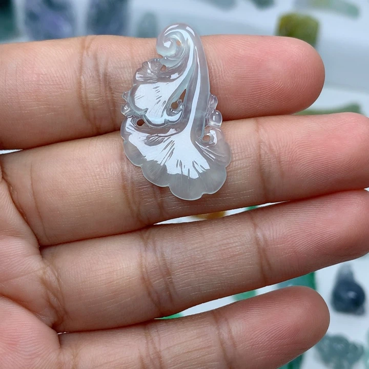 吊坠(不含链)未镶嵌翡翠拂**曦