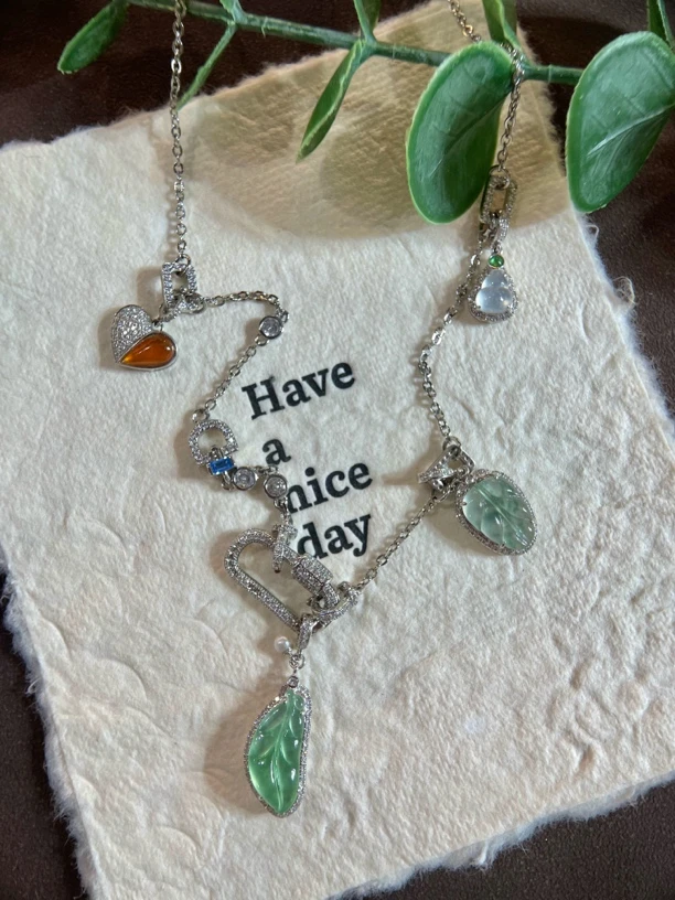 天然A货翡翠高冰种葫芦叶子水滴爱心吊坠18k金南非真钻镶嵌项链