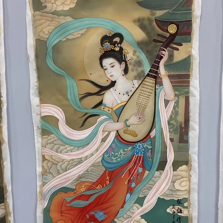 手绘作品等多种形式进行